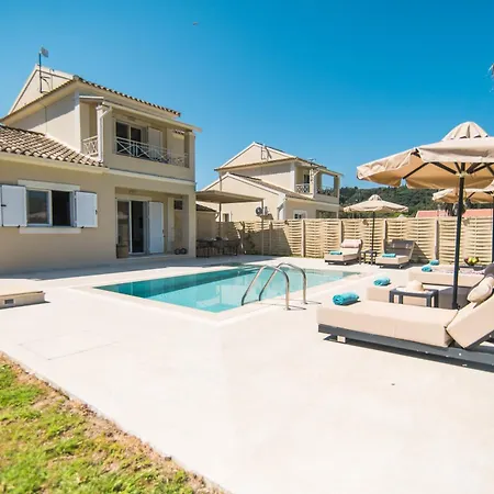 My Corfu Luxury With Private Pool דירה *